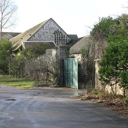 Bed & Breakfast A La Ferme De La Joie - D'hotes 3*